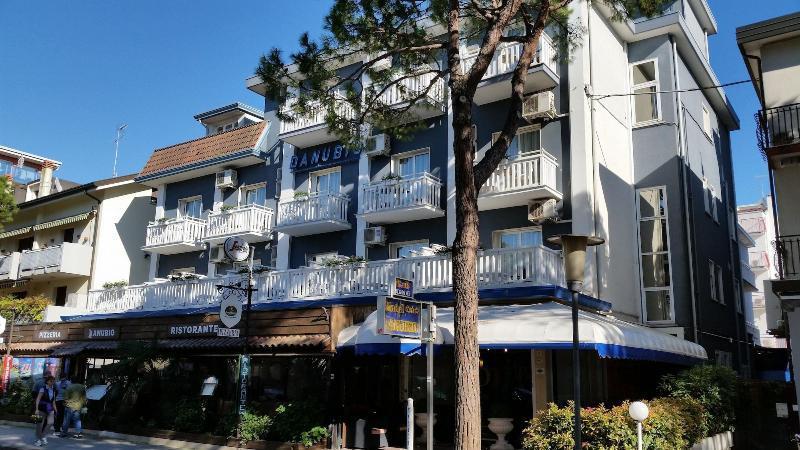Hotel Danubio Лидо-ди-Езоло Экстерьер фото